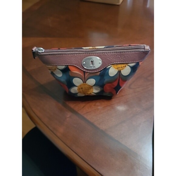 Fossil Key-Per Cosmetic Makeup Bag Ladybug Print Yellow Brown Leather Zip Pouch - Picture 1 of 8